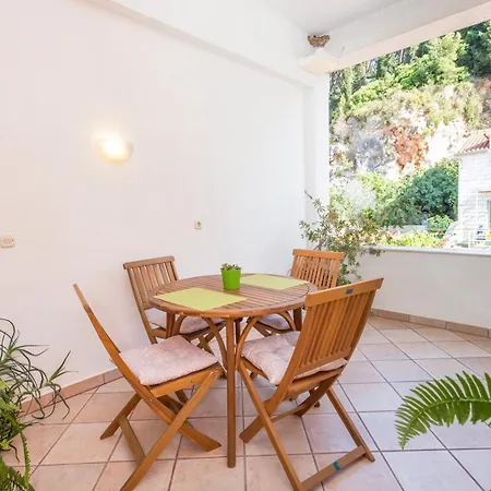 Apartment Lukrecia Hvar Town